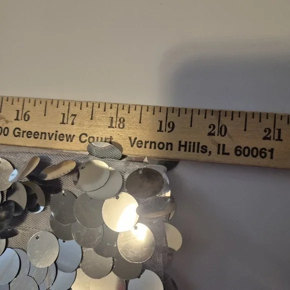 Boohoo NWT Size 16 Tall Disco Sequin  Mini Silver Holiday Party Skirt - Picture 4 of 5